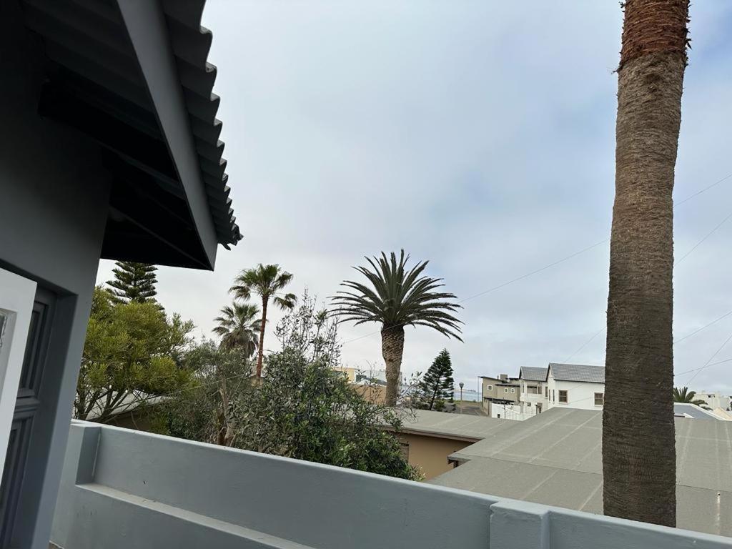 Coastwave Guest House Walvis Bay Exterior foto