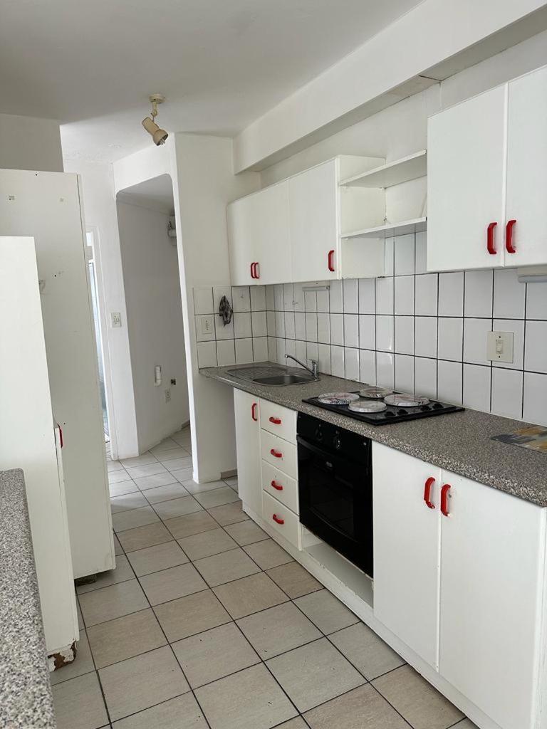 Coastwave Guest House Walvis Bay Exterior foto