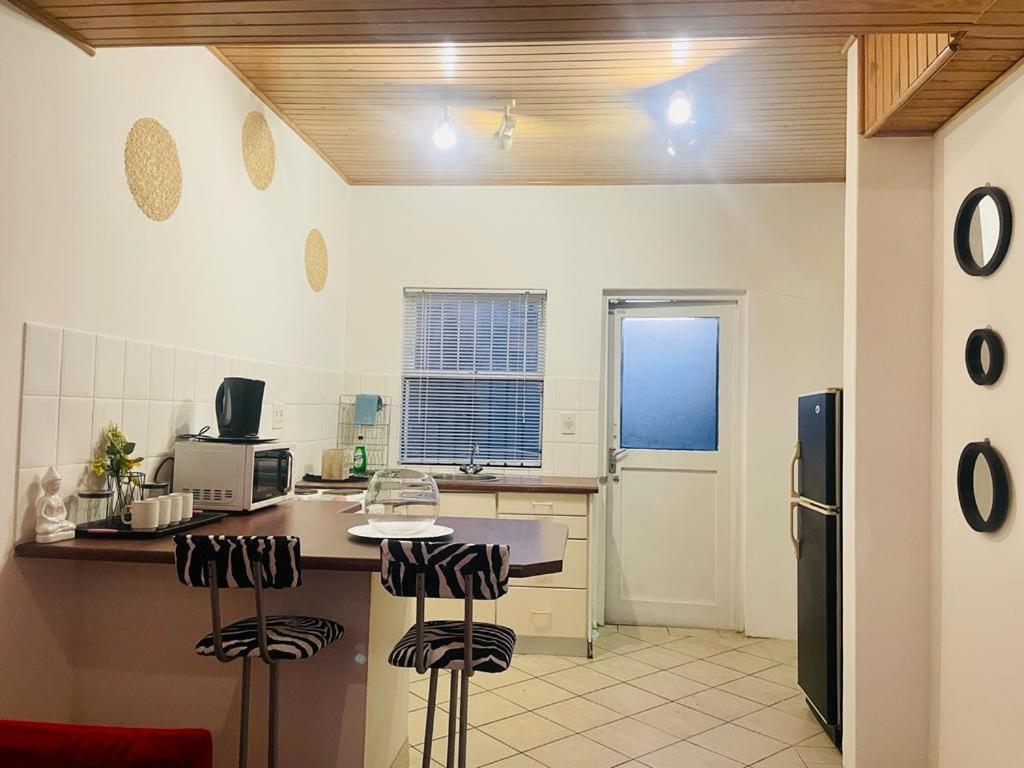 Coastwave Guest House Walvis Bay Exterior foto