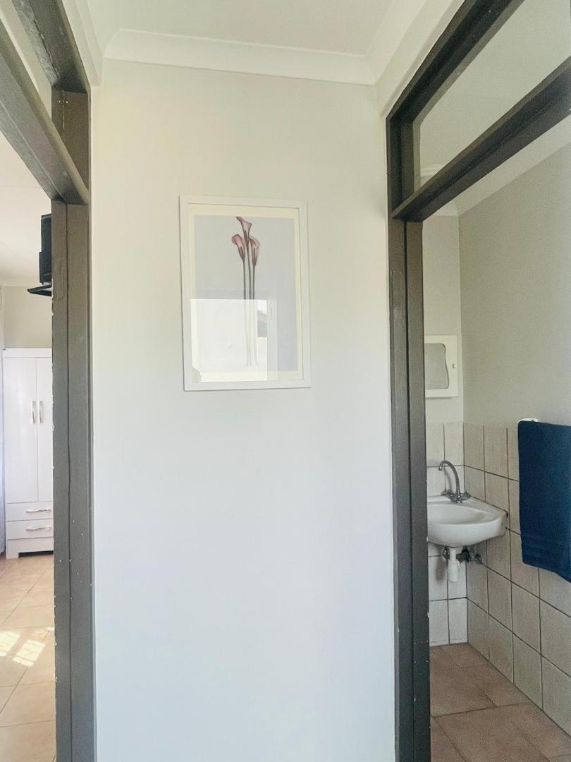 Coastwave Guest House Walvis Bay Exterior foto